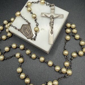 Vintage Diroma Sterling Rosary #M34 faux pearl